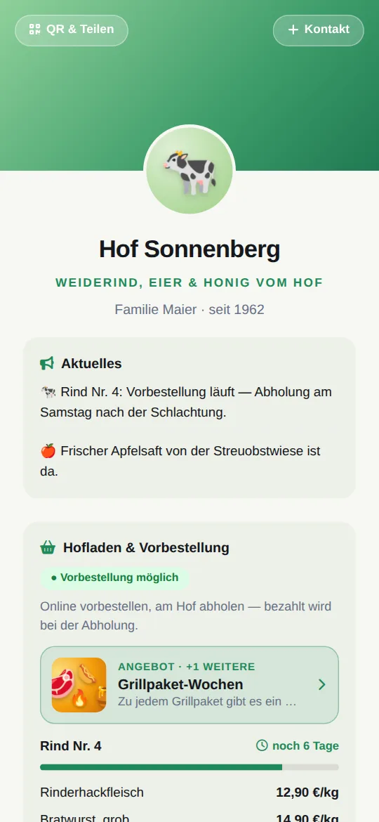 Digitale Visitenkarte eines Hofladens auf dem Handy: Aktuelles, Block „Hofladen & Vorbestellung“ mit Sonderangebot „Grillpaket-Wochen“, laufender Aktion, Fortschrittsbalken und Preisen je Kilo